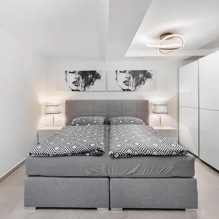 Potsdamer Designer